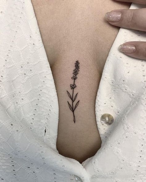 #nauticatattooteam #tattooideas #tattooinspiration #adaorosa #blackwork #tattoolovers #tattoos #melhorestattoos #nauticatattoo #tattoo #fineline #tattoodelicada #tattoolove Ster Tattoo, Chest Tattoo Flowers, Lilac Tattoo, Whimsical Tattoos, Lavender Tattoo, Funky Tattoos, Fineline Tattoo, Handpoke Tattoo, Small Pretty Tattoos