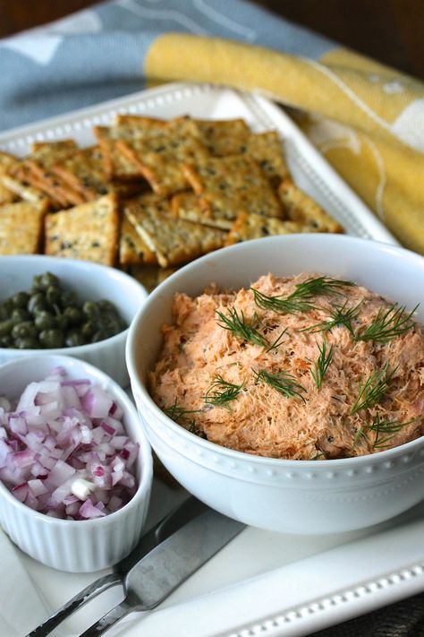 Salmon Pate Recipe, Salmon Pate, Smoked Salmon Pate, Smoked Salmon Spread, Salmon Smoked, Paleo Salmon, Salmon Spread, Salmon Appetizer, Smoked Salmon Dip