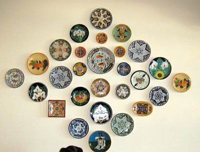 display idea for my italian and mexican dishes or basket collection - maybe on the stair wall - since I already have every wall in my yet to be built house full! Mexican Wall Decor Kitchen, Mexican Plate Wall Decor, Mexican Plates On Wall, Woven Bowls On Wall, Portuguese Plates On Wall, Antique Plates On Wall Ceramic, Apothecary Aesthetic, Plate Wall Display, Mexican Plates