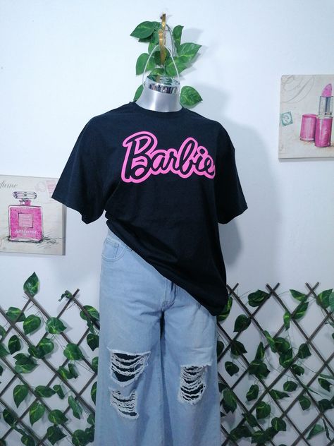 Playera Oversize (larga) 💗BARBIE 💗 TXL (36/40) $165 (Oversize queda a 36 a 38, a una 40 ya queda como playera normal)