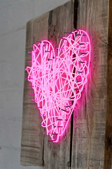 Diy Neon Sign, Neon Light Art, Neon Heart, Neon Wall Art, Neon Wedding, Boutique Interior, Neon Art, Valentine Fun, Heart Sign