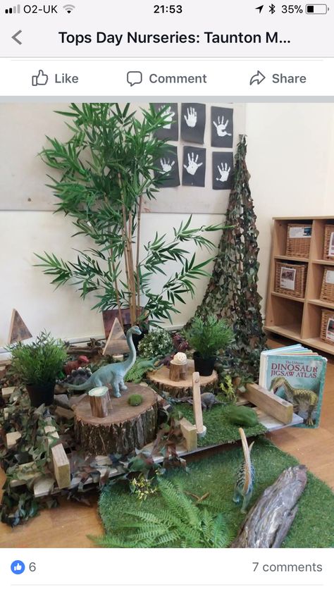 Dinosaurs Eyfs, Dinosaur Small World, Childcare Rooms, Dinosaur Garden, Dinosaur Land, Reggio Inspired Classrooms, Dinosaurs Preschool, Reggio Classroom, Dinosaur Play