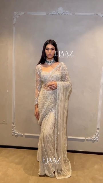 Ejaaz Couture, Net Saree Blouse Designs, Reception Saree, Simple Lehenga, Reception Outfit, Simple Saree Designs, Indian Outfits Lehenga, Indian Bride Outfits, Fancy Sarees Party Wear