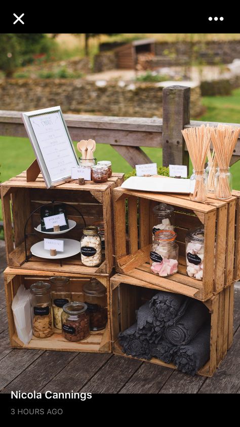 I’m going to set up a S’mores bar, weather dependant, near the fire pit. It’ll be a similar set up to this but smaller with two crates stacked on top of each other with the S’mores components in/on top in jars, and a bigger crate next to it with blankets in. It might not get used by many, but some may enjoy it, and we can have it for the BBQ too! Bar Wedding Ideas, Wedding Food Station Ideas, Smores Bar Wedding, Wedding Food Station, Food Station Ideas, Smores Station, Bbq Buffet, Smores Bar, Campground Wedding