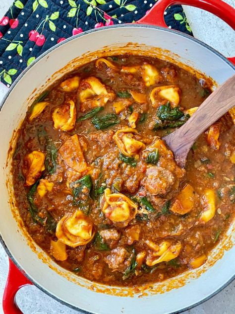 Italian Beef Tortellini Stew is a hearty beef stew with tender chunks of beef, veggies, and cheese tortellini. Tortellini Stew, Beef Tortellini, Beef Oxtail, Hearty Beef Stew, Classic French Dishes, Italian Beef, Beef Stew Meat, French Dishes, Cheese Tortellini