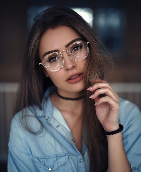 It‘s sooo hot in Germany!😍☀️ Hopefully I‘ll get a nice teint the next days.😂😂 Where are you from and how is the weather?… Anna Von Klinski, Vintage Cat Eye Glasses, Portrait Photography Women, نظارات شمسية, Cute Glasses, Fashion Eye Glasses, Fashion Photography Poses, Portrait Photography Poses, Wearing Glasses