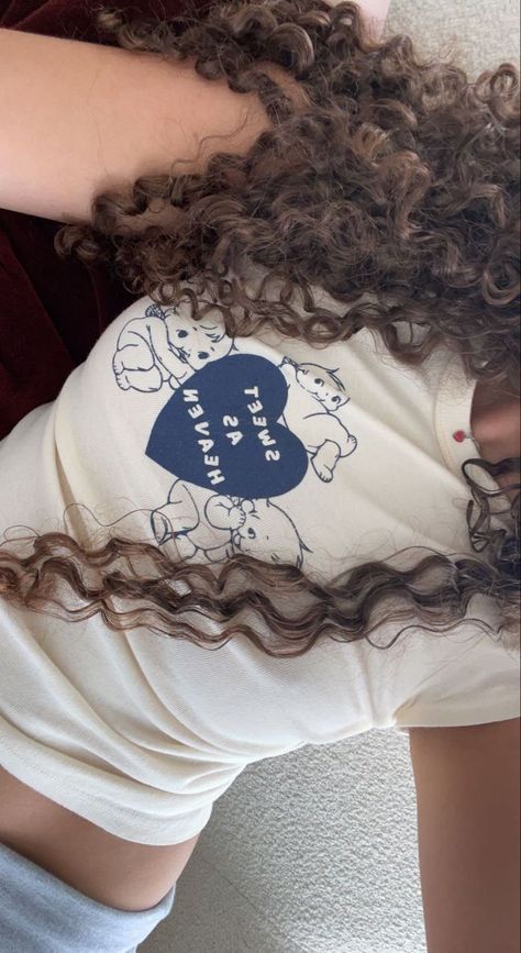 Chica Cool, Curly Hair Photos, Swag Girl Style, Curly Hair Inspiration, Curly Hair Care, Foto Ideas Instagram, Dream Hair, Long Curly Hair, Curly Girl