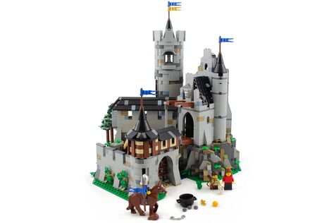 LEGO Ritter sind zurück: Das sind die Gewinner des Designer Programms | zusammengebaut Architecture Set, Lego Army, The Great Hall, Amazing Lego Creations, Lego Mechs, Lego Castle, Great Hall, Lego Worlds, Cool Lego Creations