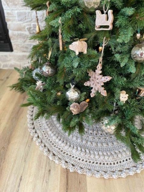 Sweater Weather Christmas, Christmas Tree Skirt Crochet, Tree Skirt Crochet Pattern, Tree Skirt Crochet, Christmas Tree Skirt Crochet Pattern, Skirt Crochet Pattern, Crochet Tree Skirt, Joy Decorations, Christmas Tree Skirts Patterns