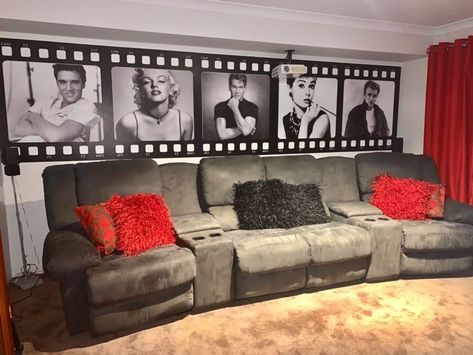 Theatre Room Wall Decor, Cinema Themed Living Room, Basement Ideas Movie Room, Home Theater Wall Decor, Movie Room Wall Decor, Movie Poster Wall Decor Ideas, Movie Theme Room, Movie Strip, Movie Theatre Room