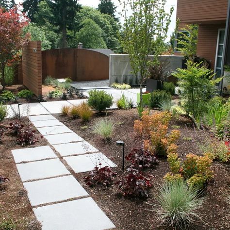 Pnw Landscaping, Cheap Landscaping Ideas For Front Yard, Yard Transformation, Garden Path Lighting, Pacific Northwest Garden, Playground Landscaping, Northwest Garden, Northwest Landscaping, Cheap Landscaping Ideas