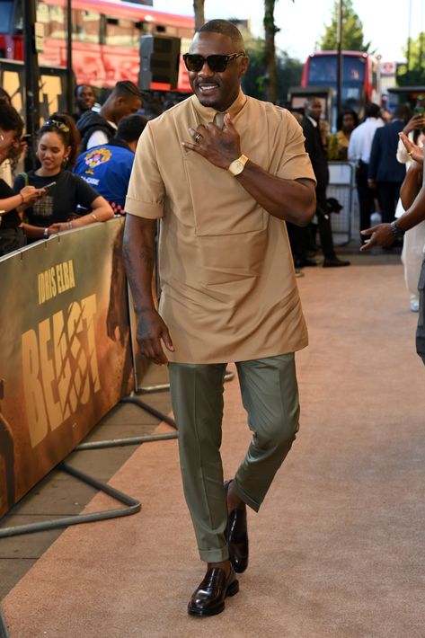 Idris Elba Style, Idris Elba, How To Look Handsome, Elba, Photographic Art, Red Carpet Looks, Daily Look, My Crush, Black Men