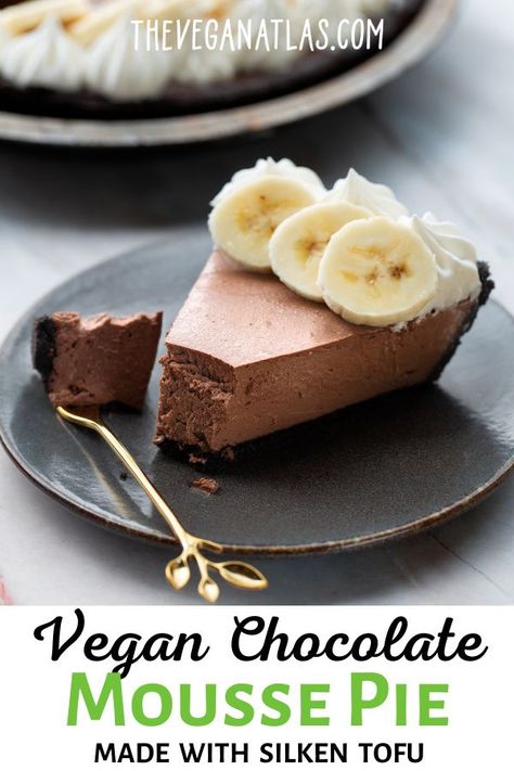 Vegan Chocolate Pie Recipe, Silk Tofu, Tofu Chocolate Mousse, Silken Tofu Recipes, Tofu Dessert, Chocolate Mousse Pie, Mousse Pie, Vegan Chocolate Mousse, Tofu Vegan