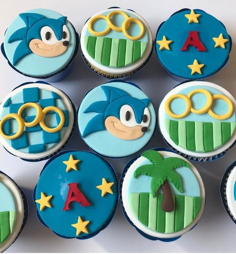 Cupcakes Sonic Birthday, Cookies Sonic, Cupcake Sonic, Sonic The Hedgehog Cupcakes, Sonic Cookies, Sonic Cupcakes, Hedgehog Cupcakes, Hedgehog Cupcake, Sonic Birthday Cake