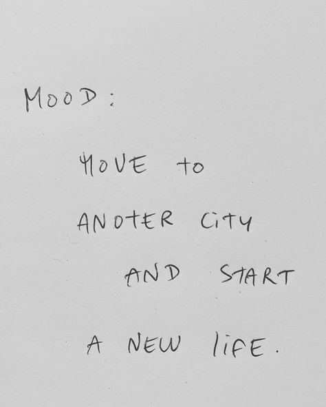 mood: move to a new city and start a new life??🤪💖✨ I’ve been giving myself permission to take a step back, be fully present offline and prioritize my own energy (if you need a break, pls take one!) see, i’ve been manifesting COURAGE this year (literally the word that keeps showing up everywhere in my life) to step out of my comfort zone, to experience more, to take bold action. …and with that comes BIG CHANGE✨ in the last six months, I have: - been to Mexico, New Jersey, Dallas, Kansas C... Big Changes Are Coming Quote, Moving Out Vision Board, Moving Out Manifestation, 2025 Ins And Outs, Keep Showing Up Quotes, Moving Manifestation, Manifest Moving, Need A Break Quotes, I Want My Life Back