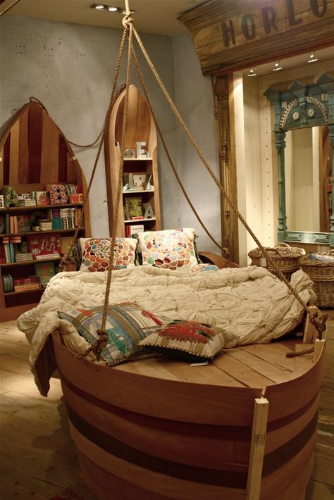 Another sailor's (or pirate!) ship bed! This time it's on the ground, but it's still wicked cool. And a lot more economically feasible for non-filthy-rich parents to give to their kids. Pirate Bedding, Boat Bed, Magical Room, Cool Kids Bedrooms, Boy's Bedroom, Kids Room Design, Living Room Diy, Kid Spaces, Kids' Room