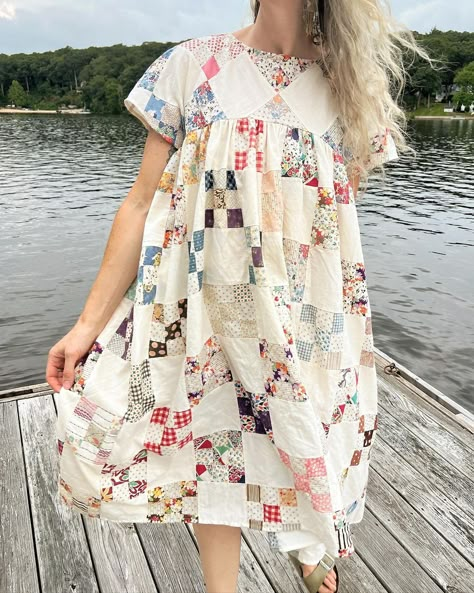 All posts • Instagram Patchwork Dress Aesthetic, Handmade Outfits For Women, Quilted Clothing Patterns, Patchwork Clothes Diy Free Pattern, Patchwork Sewing Ideas, Quilt Upcycle, Slow Fashion Aesthetic, Patchwork Dress Pattern, Artisan Clothing