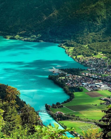 Harder Kulm Interlaken 🇨🇭 Happy Monday everyone 📸Courtesy of @Imeshari #wonderful_swiss to get featured Switzerland Photography, Interlaken Switzerland, Happy Monday Everyone, Interlaken, Travel Tourism, Awe Inspiring, Happy Monday, Beautiful Photo, Taiwan