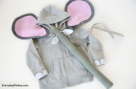 DIY hoodie elephant costume Halloween craft Baby Elephant Costume, Dumbo Costume, Elephant Halloween, Diy Hoodie, Elephant Costume, Diy Elephant, Elephant Costumes, Diy Costumes Kids, Book Week Costume