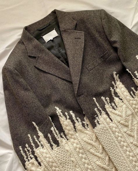 A Jacket, Couture Details, Creation Couture, Upcycled Fashion, Fashion Project, Clothing Details, Knit Blazer, Recycle Clothes, Wool Knit