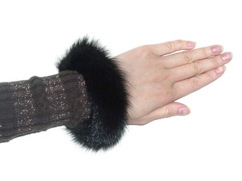 Mink Bracelet & Wrist Cuff Bracelet Wrist, Fur Accessories, Wrist Cuffs, Cute Jewelry, Womens Jewelry Bracelets, Cuff Bracelets, The Internet, Fashion Jewelry, Cuff