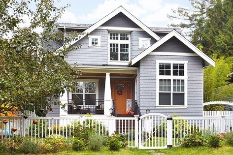 😱🏡 Who else is in love with this exterior? Our STUNNING Narrow 5-Bed Shingle Style House Plan #23826JD with Second-level Master 😍 The… House Plan With Front Garage, 3 Story 5 Bedroom House Plans, 2 Story Narrow House, Narrow 5 Bedroom House Plans, 5 Bedroom Narrow Lot House Plans, 5 Bedroom Small House Plans, Craftsman House Plans 5 Bedroom, Narrow 4 Bedroom House Plans, House With Sunroom Floor Plans