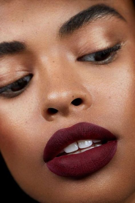 Bold Lip Colors To Try Now - Society19 Wedding Lips, Eye Makeup Cut Crease, Shimmer Lipstick, Mekap Mata, Beauty Hacks Lips, Dark Red Lips, Bold Lip Color, Bold Lipstick, Bold Lip