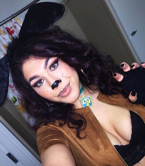 Halloween costume ideas DIY scooby doo Scooby Doo Dog Costume, Scooby Doo Diy Costume, Scooby Doo Disfraz, Scooby Halloween, Halloween Costume Ideas Diy, Costume Ideas Diy, Scooby Doo Halloween Costumes, Scooby Doo Costumes, Dog Makeup