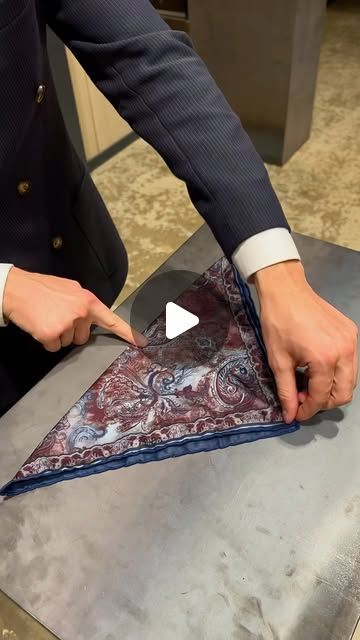 How To Fold Suit Pocket Handkerchief, How To Fold A Handkerchief For A Suit, Pocket Handkerchief Fold, Fold Handkerchief, Suit Pocket Handkerchief, How To Fold Scarf, Handkerchief Folding, Pocket Square Rules, Suit Handkerchief