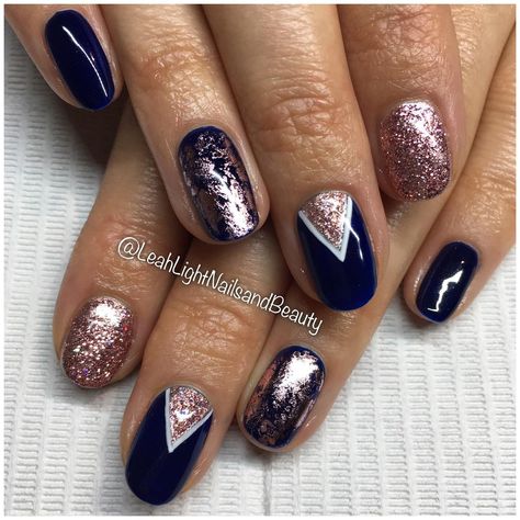 Nails Rose Gold, Rose Gold Nails Acrylic, Nails Navy, Navy And Rose Gold, Gold Gel Nails, Nails Rose, Blue Gel Nails, Bridesmaids Nails, Navy Nails