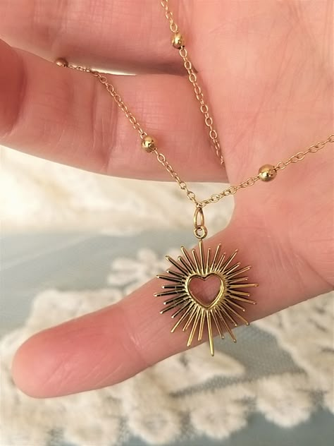 Heart Jewelry Aesthetic, Mary Heart, Divine Feminine Necklace, Virgin Mary Heart, Sacred Heart Of Mary, Mother Mary Necklace, Sacred Heart Jewelry, Sacred Heart Necklace, Gold Vintage Jewelry