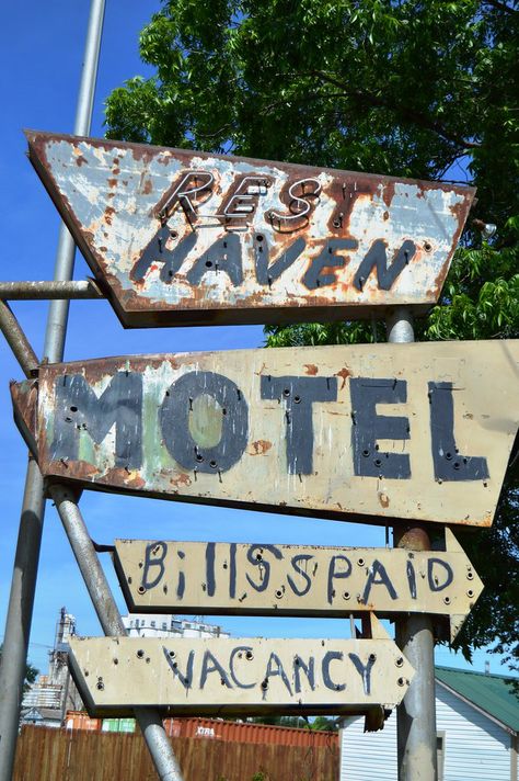 Rest Haven Motel, Afton Ok Old Motel, Motel Signs, Building Signs, Ghost Signs, Vintage Neon Signs, Chicago Photography, Photography Prints Art, Old Signs, Metallic Paper