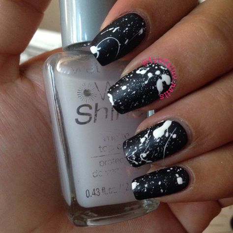 Splatter Method! Wet n Wild "Black Creme" and Matte Top Coat the white is Acrylic paint #AppleBarrel #SelfManis #MyNails Paint Splatter Nails, Splatter Nails, Matte Top Coat, Apple Barrel, Pretty Nail Art Designs, Pretty Nail Art, Wet N Wild, Paint Splatter, Black Nails