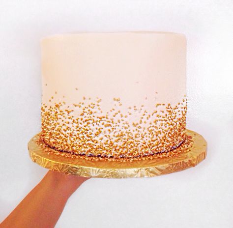 Gold Ombré Sprinkle Cake. Sweet Rosey Posey's. Golden Birthday Cake Ideas, Golden Birthday Cakes, Sparkle Cake, Rose Gold Cake, 40th Cake, 13 Birthday Cake, Gold Birthday Cake, Birthday Cakes For Teens, Gold Sprinkles