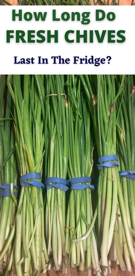 Chives How To Store Chives, How To Store Chives In Fridge, Food Saver Hacks, Growing Chives, Food Shelf Life, Food Preserving, Freezing Herbs, Food Shelf, Kitchen Tips And Tricks