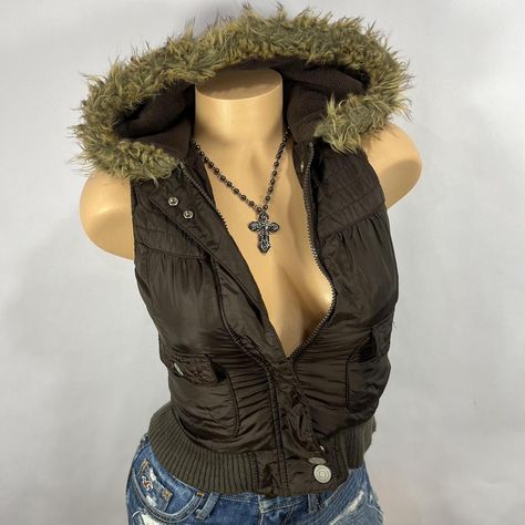 Y2K brown fur trim puffer vest   
Literally TO DIE... - Depop Fur Trim Vest, Y2k Puffer Vest Outfit, Fur Vest Outfit Y2k, Puffer Vest Outfits, Vintage Puffer Vest, Fur Vest Outfits, Waistcoat Outfit, Puffer Vest Outfit, Girly Fits