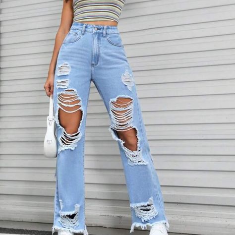 Light Wash Ripped Jeans, Petite Length Cute Baggy Ripped Jeans, Cute Jeans For Women, Boyfriend Jeans Outfit Summer, Monster Cosplay, Ripped Baggy Jeans, Baggy Ripped Jeans, Light Blue Ripped Jeans, Girls Ripped Jeans, Light Wash Ripped Jeans