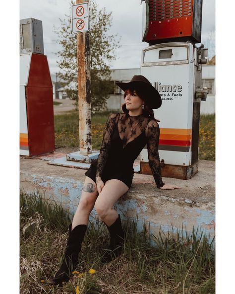 The lil cowboy boot is killing me! Oh and @mira_da is purty cute toooooo 😉 #coalcampcollective Goth Cowgirl, Goth Cowboy, Insta Aesthetic, Killing Me, Cowgirl Outfits, Cowboy Boot, Alternative Outfits, Cowboy Boots, Cowboy