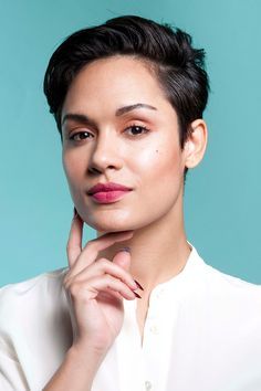 Grace Byers Height, Weight, Age, Birthday, Ethnicity, Religion, Biography, Body Measurements, Shoe size, Dress size, Eye, Hair, Wiki Grace Byers, Wavy Pixie Haircut, Pixie Cut Round Face, Short Hair Cuts For Round Faces, Pixie Cut Styles, Pixie Haircut For Round Faces, Round Face Shape, Hair 2018, Pixie Styles