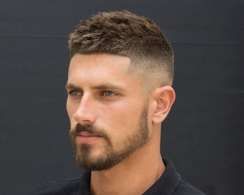 Modern Mens Haircuts, Crew Cut Haircut, High And Tight Haircut, Fade Haircut Styles, Short Fade Haircut, High Skin Fade, Military Haircut, Taper Fade Haircut, Cool Short Hairstyles