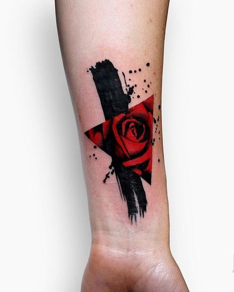 Long Tattoo Cover Up Ideas, Cover Up Name Tattoos, Arms Tattoos, Flower Tats, Wildflowers Tattoo, Tatuaje Trash Polka, Tatuaje Cover Up, Trash Polka Tattoo Designs, Best Cover Up Tattoos