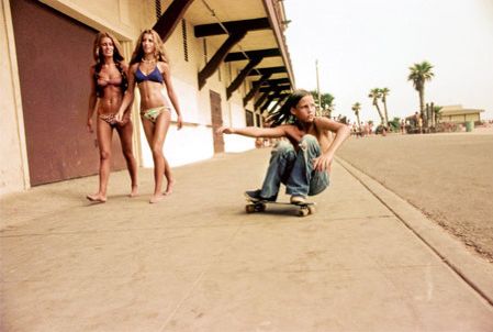 Hugh Holland     Sidewalk Surfer, The Promenade, Huntington Beach, California      1975 Hugh Holland, Cali Aesthetic, Locals Only, Skate Culture, Vintage Skate, Vintage Surf, Photo Vintage, California Dreaming, Jolie Photo