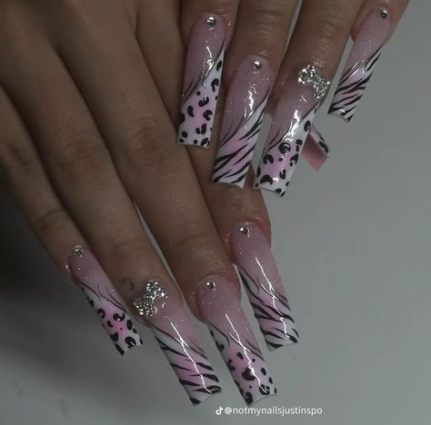 90s Style Nails, Trashy Nails, Zebra Nails, Hippie Nails, Punk Nails, Print Nails, Pretty Gel Nails, Really Cute Nails, Animal Print Nails