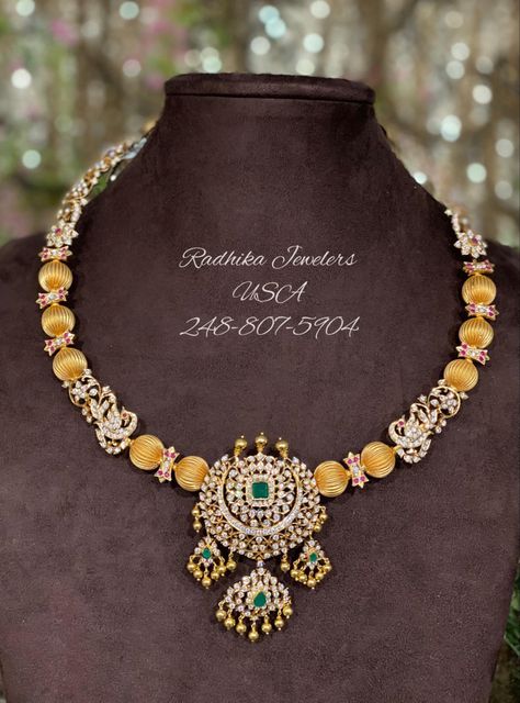 Heavy Kante Necklace, Kanti Jewellery Designs, Victorian Kante Jewellery, Bottu Mala Jewellery Designs, Kanti Necklace Designs Gold, Kanti Necklace Designs, Kanti Necklace, Bridal Diamond Necklace, Bridal Necklace Designs