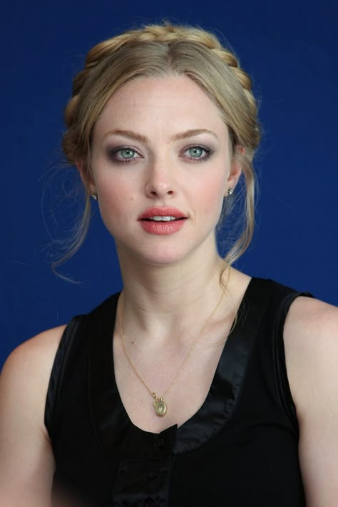 Amanda Seyfried - Beautiful Makeup Amanda Seyfried Hair, Braut Make-up, Keira Knightley, Amanda Seyfried, Gal Gadot, Beautiful Makeup, Beautiful Eyes, Lany, Wedding Makeup