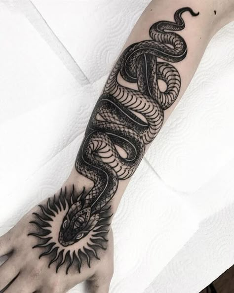 Top 15+ Coiled Snake Tattoo Ideas Serpent Tattoo, Coiled Snake, Tattoos Mandala, Snake Tattoo Design, Geniale Tattoos, Tatuaje A Color, Snake Tattoo, Foot Tattoo, Forearm Tattoos