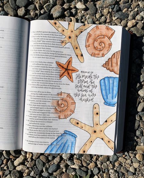 Bible Annotations, Illustrating Bible, Bible Drawings, Bible Highlighting, Journal Bible Quotes, Cute Bible Verses, Bible Artwork, Bible Drawing, Bible Things