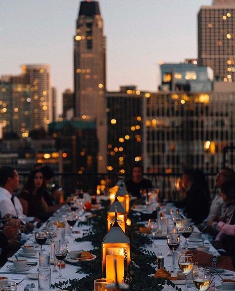 Rooftop Chicago, Cityscape Wedding, Rooftop Wedding Ceremony, Small Wedding Party, Ambassador Hotel, Washington Dc Travel, Chicago Wedding Venues, Rooftop Wedding, Plan My Wedding