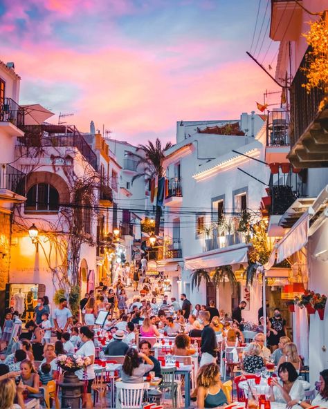 Restaurante El Olivo Mio on Instagram: “When the night falls down at Dalt Vila! ❤ Photo by @juansaladesign” Old Town Restaurant, When The Night Falls, Ibiza Beach Club, Beautiful Places In Spain, Ibiza Restaurant, Mediterranean Life, Ibiza Island, Ibiza Formentera, Ibiza Travel