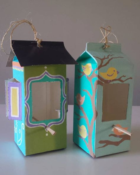 Milk & Juice Cartons Into Bird Feeders | Recyclart Juice Carton Crafts, Milk Carton Bird Feeder, Milk Carton Crafts, Juice Carton, Cardboard Recycling, Milk Cartons, Kids Milk, Birdhouse Craft, Diy Bird Feeder